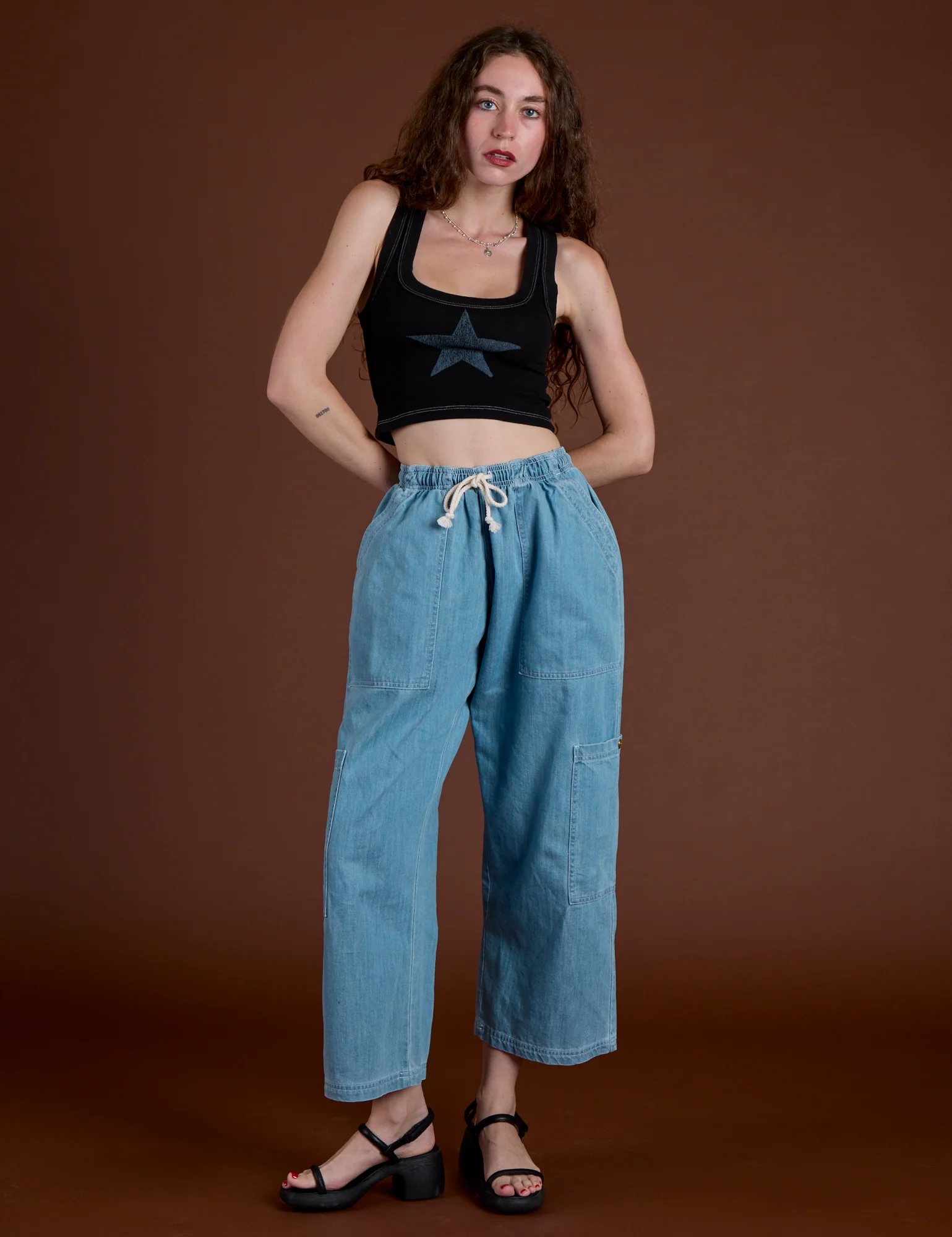 Icon Cropped Tank - Black Star - Image 18